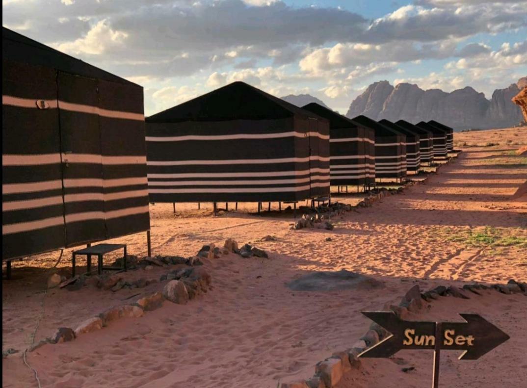 Wadi Rum Moon Camp Ngoại thất bức ảnh